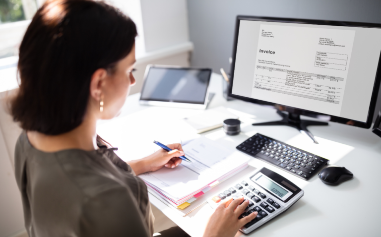 Lønansvarlig i Grønland arbejder med løn og personaleadministration